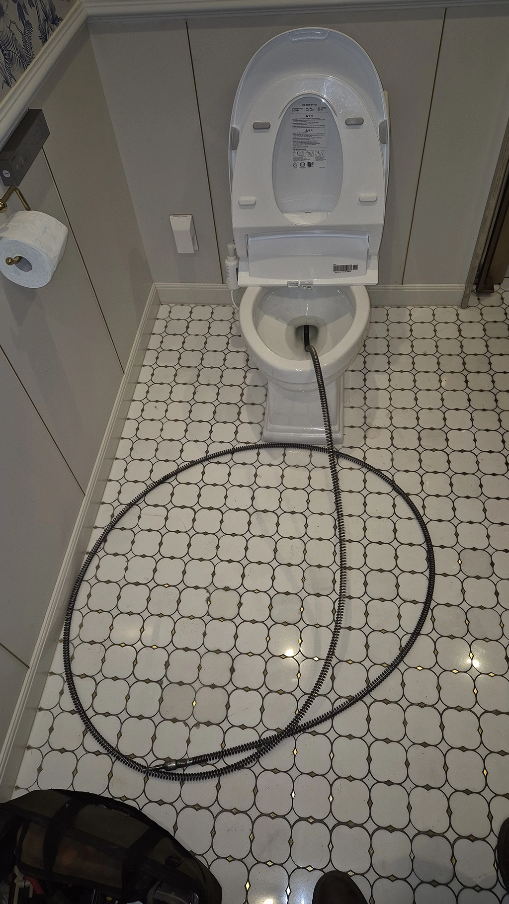 직접 박아 놓은 스프링